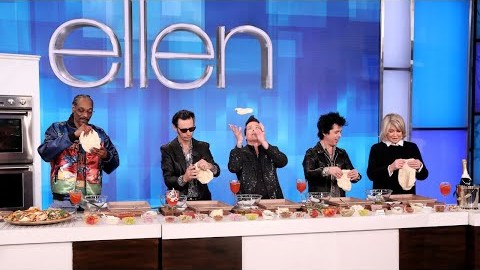 Watch Green Day make pizza with Snoop Dogg and Martha Stewart on ‘Ellen’