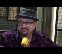GEOFF TATE Says QUEENSRŸCHE Wasn’t More Successful Due To Lack Of ‘Consistency’
