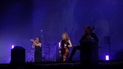 APOCALYPTICA Joined By AMARANTHE’s ELIZE RYD For ‘I Don’t Care’ Performance In Oslo (Video)