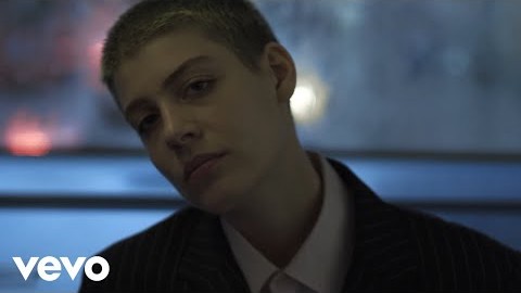 Watch Porridge Radio ride the bus in affecting new video for ‘Circling’