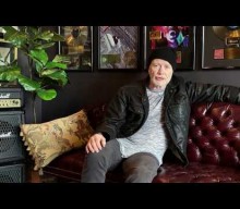 DAVE MUSTAINE Is ‘Putting The Final Touches On A New Book And Working On The New MEGADETH Album’