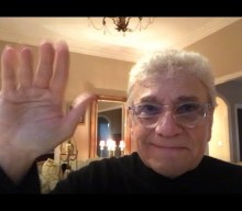 Ex-STYX Singer DENNIS DEYOUNG Remembers ‘The Best Of Times’ With At-Home Performance