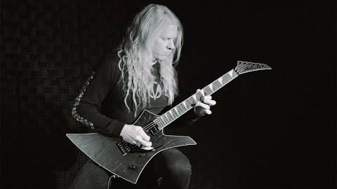 ARCH ENEMY’s JEFF LOOMIS Demos His JACKSON Pro Series Signature Kelly Guitar (Video)