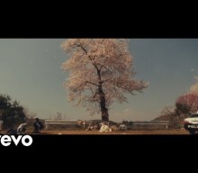 Listen to Khruangbin’s majestic new single ‘So We Won’t Forget’