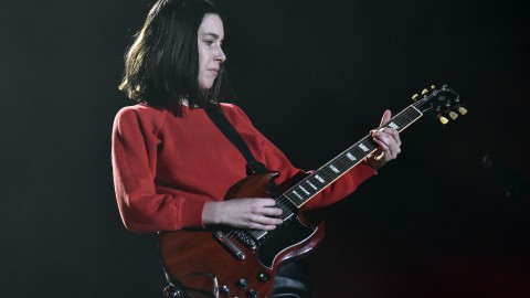 Watch Haim play ‘The Steps’ for Radio 1’s Big Weekend
