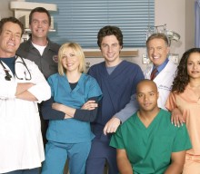 ‘Scrubs’ star Sarah Chalke details upcoming virtual cast reunion
