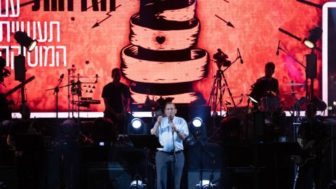 Thousands attend concert in Israel protesting coronavirus lockdown rules