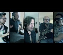 ALAIN JOHANNES Pays Tribute To CHRIS CORNELL With ‘Can’t Change Me’ Cover (Video)