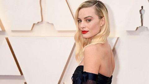 Take a first look at Margot Robbie in new ‘Barbie’ film