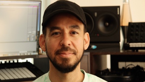 Listen to Mike Shinoda’s mix of Renforshort’s ‘I Drive Me Mad’