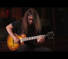 SKID ROW’s SCOTTI HILL Shows You How To Play Band’s Classic Songs