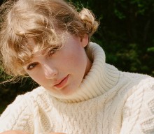 Taylor Swift on creating “the same but better” version of ‘Fearless’