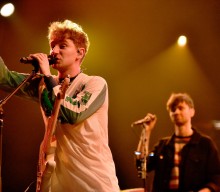 Watch Glass Animals perform ‘Heat Waves’ on the streets of Hackney
