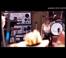 MILEY CYRUS Is Working On Album Of METALLICA Covers