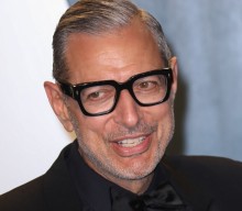 Jeff Goldblum recreates classic ‘Jurassic Park’ scene with Sam Neill