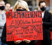 400 musicians take part in moving musical protest in Parliament Square in support of freelance musicians