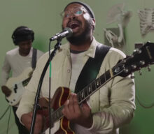 Bartees Strange performs ‘Boomer’ for ‘Late Night with Seth Meyers’