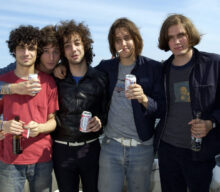 20 indie anthems from 2001 that still slap