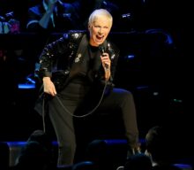 Annie Lennox films herself getting COVID vaccine at Los Angeles drive-thru