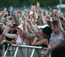 20,000 people in New Zealand attend biggest concert since lockdown