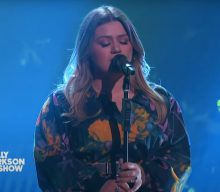 Watch Kelly Clarkson cover ‘Mad World’ by Tears For Fears
