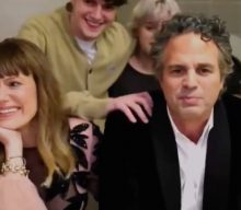 Mark Ruffalo’s kids crash his Golden Globes speech