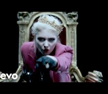 THE PRETTY RECKLESS Is First Female-Fronted Act To Have Six No. 1 Singles On ‘Mainstream Rock Airplay’ Chart