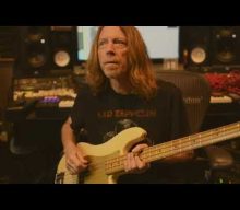 THE END MACHINE Feat. Ex-DOKKEN, WARRANT Members: ‘Dark Divide’ Music Video