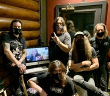 SKID ROW Signs With earMUSIC; New Album In The Works