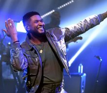Vegas strip club denies Usher paid dancers fake money with his face on