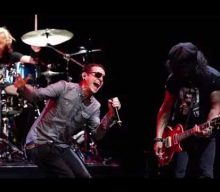 Hear SLASH’s Previously Unreleased Collaboration With CHESTER BENNINGTON