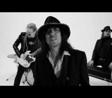 Former HANOI ROCKS Bassist SAMI YAFFA Releases Music Video For ‘The Last Time’
