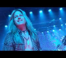 Watch GLENN HUGHES Perform Live With THE DEAD DAISIES For First Time