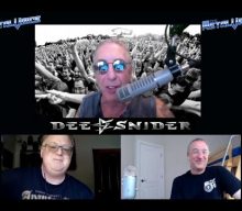 DEE SNIDER Claims TWISTED SISTER Didn’t Get Any Royalty Checks For Record Sales Until More Than A Decade After ‘Stay Hungry’ Release