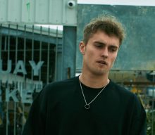 Listen to Sam Fender’s new acoustic version of ‘Seventeen Going Under’