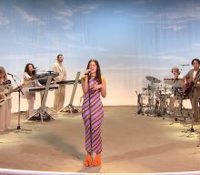 Lorde performs ‘Solar Power’ on ‘Corden’ to kick off week-long residency