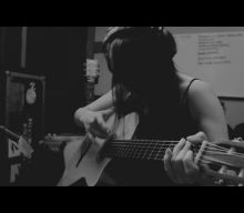RODRIGO Y GABRIELA’s Cover Of METALLICA’s ‘The Struggle Within’: Making-Of Video