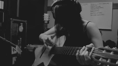 RODRIGO Y GABRIELA’s Cover Of METALLICA’s ‘The Struggle Within’: Making-Of Video