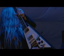 ALICE IN CHAINS’ JERRY CANTRELL: Behind-The-Scenes Footage From Making Of ‘Brighten’ Music Video