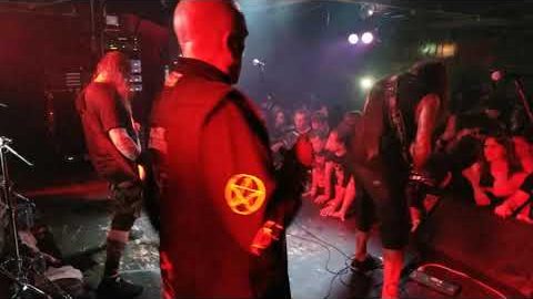 PHIL DEMMEL Says VIO-LENCE’s Recent Concert ‘Turned Out To Be’ A COVID-19 ‘Superspreader Event’: ‘We All Got Sick’
