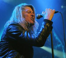 Puddle Of Mudd’s Wes Scantlin breaks into freestyle rap during bizarre new interview