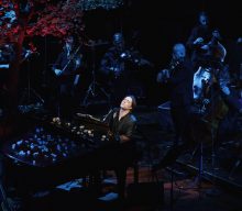 Rufus Wainwright announces new live album with Amsterdam Sinfonietta