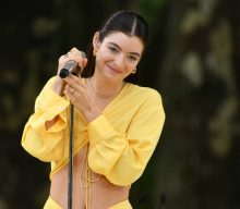 Lorde to release deluxe version of ‘Solar Power’