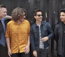 Stereophonics return with new single ‘Do Ya Feel My Love?’