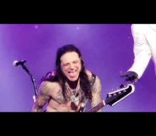 ACE FREHLEY Joins ALICE COOPER On Stage In West Palm Beach And Tampa (Video)