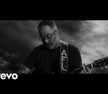 AARON LEWIS: Why I Called Out BRUCE SPRINGSTEEN In ‘Am I The Only One’ Song