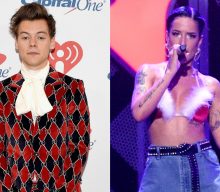 Harry Styles dedicates ‘Kiwi’ to Halsey during New York City show
