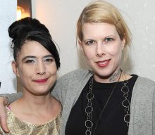 Le Tigre sue singer Barry Mann over ‘Deceptacon’ copyright infringement claim