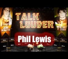 PHIL LEWIS Says AXL ROSE ‘Nailed It’ Filling In For BRIAN JOHNSON On AC/DC Tour