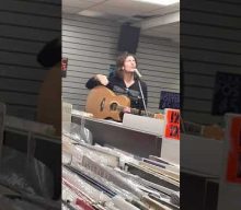 ANTHRAX’s FRANK BELLO Discusses His Memoir, Signs Copies Of Book At New York City In-Store (Video)